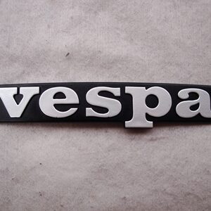 Logotipo Metal "Vespa" Frontal Iris Pk